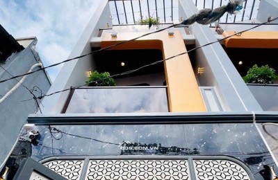  SIÊU PHẨM 3 TẦNG GẦN SÂN BAY – NGUYỄN SỸ SÁCH (TÂN BÌNH)  Vị trí đẹp, chỉ vài căn ra mặt tiền Nguyễn Sỹ Sách